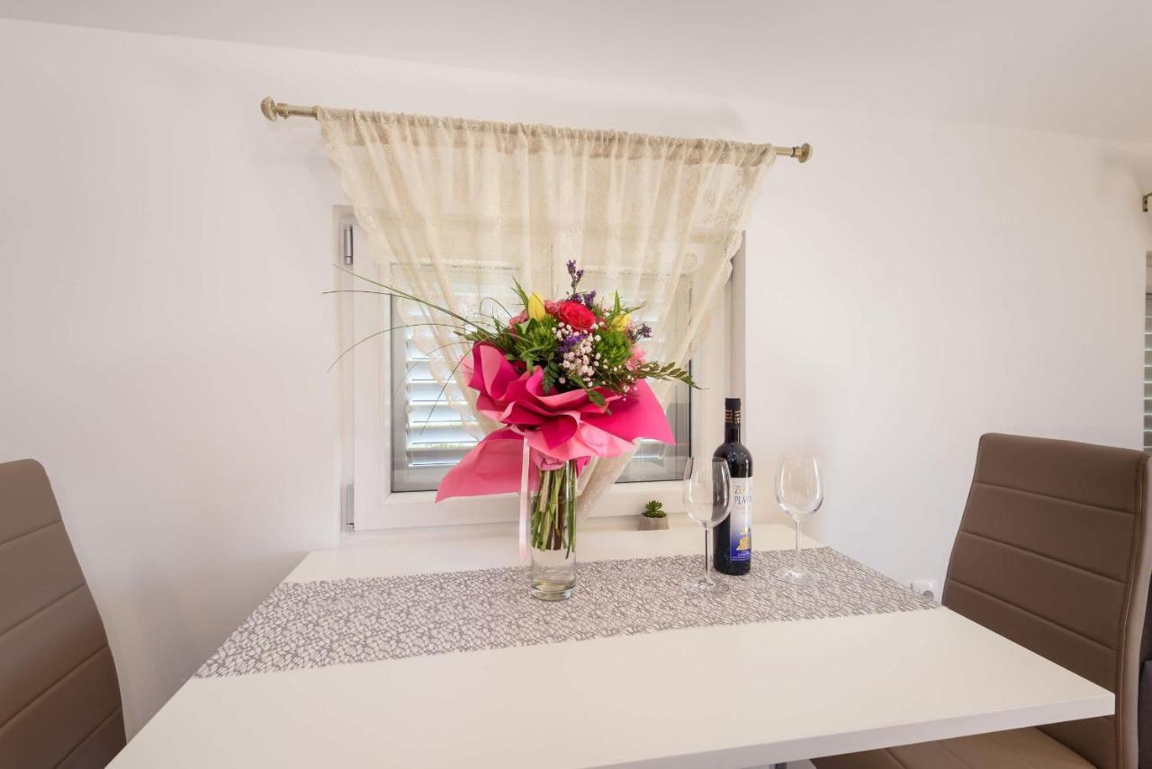 Bonaca Apartment *